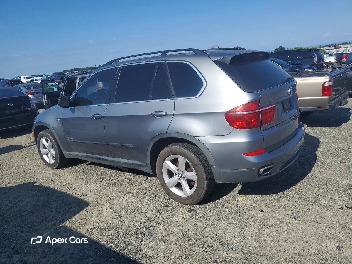 BMW X5 2011