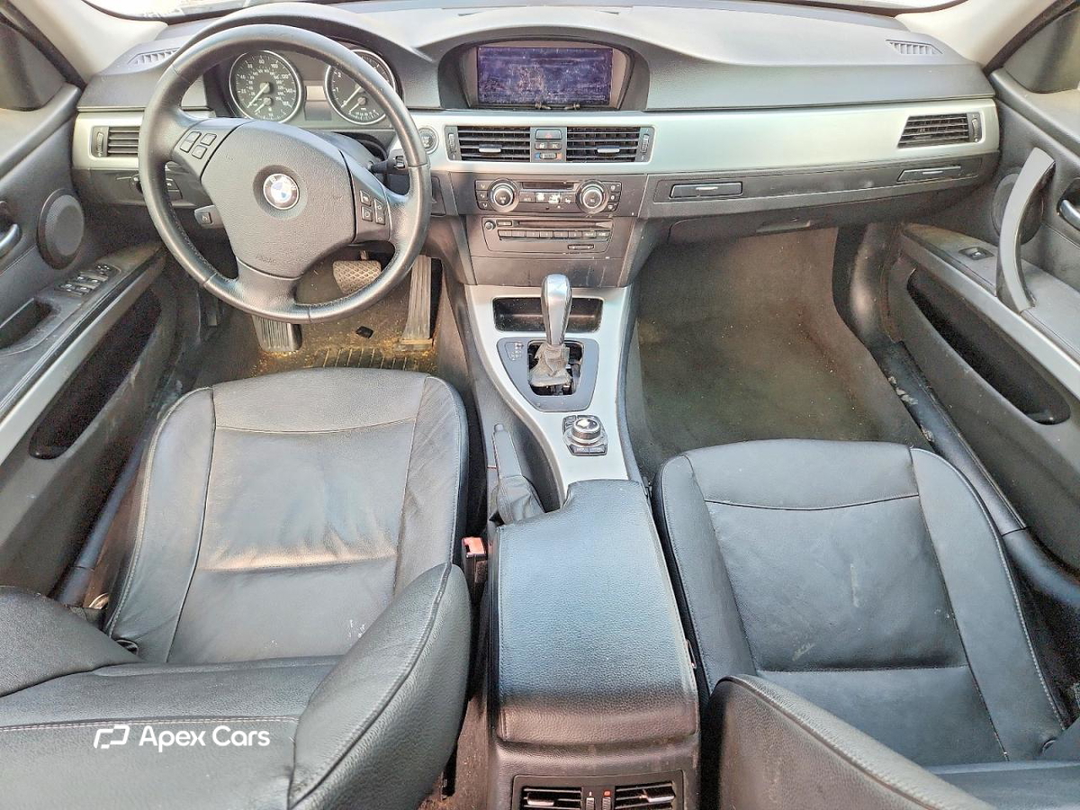 BMW Series 3 2010