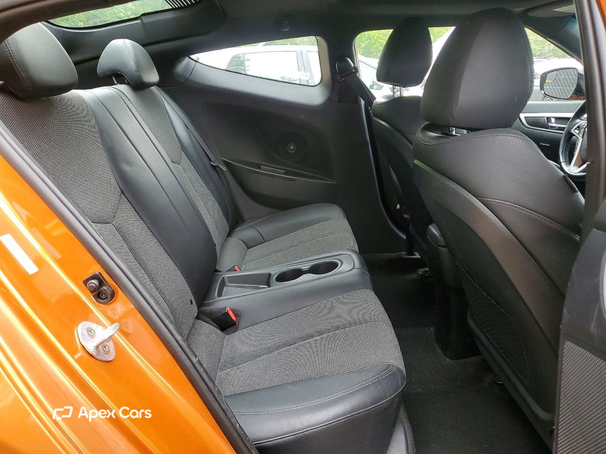 Hyundai Veloster 2016