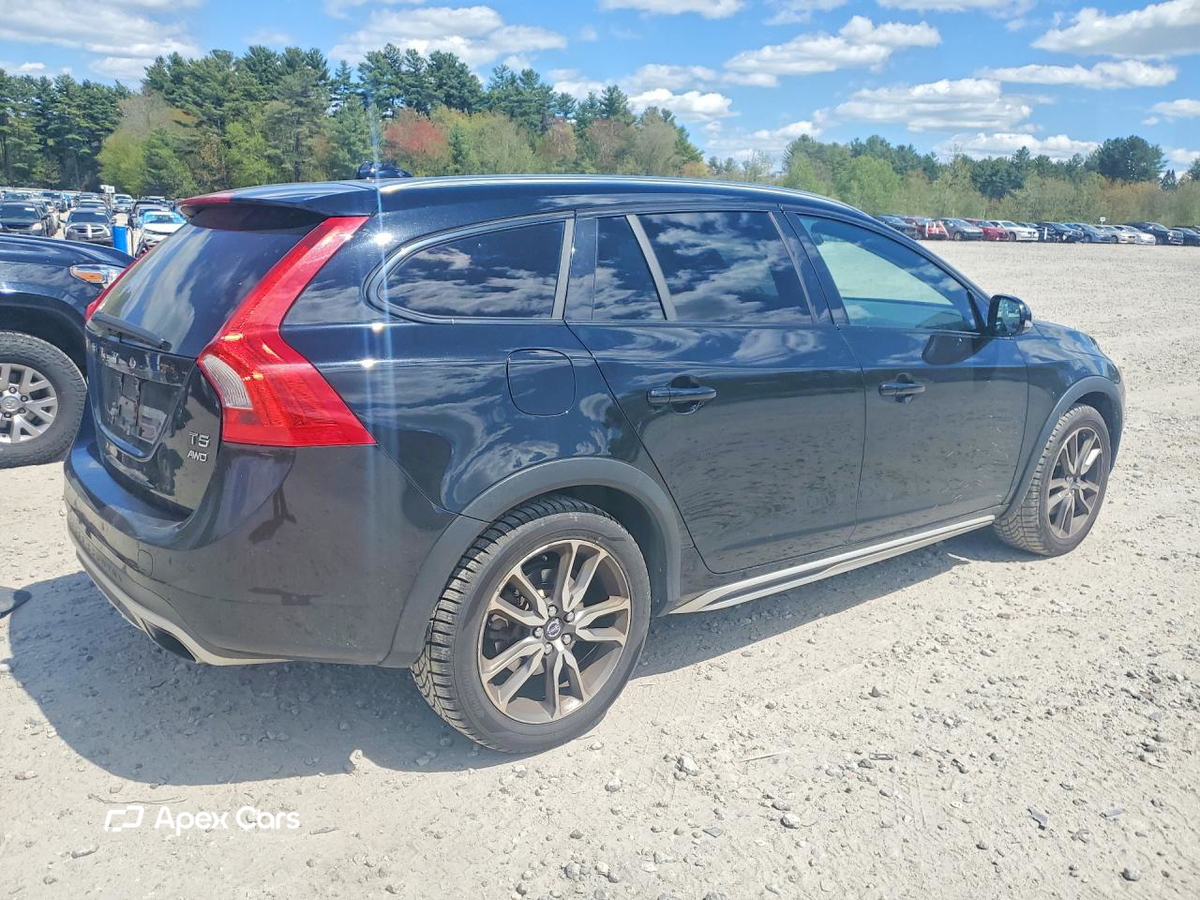 Volvo V60 2016