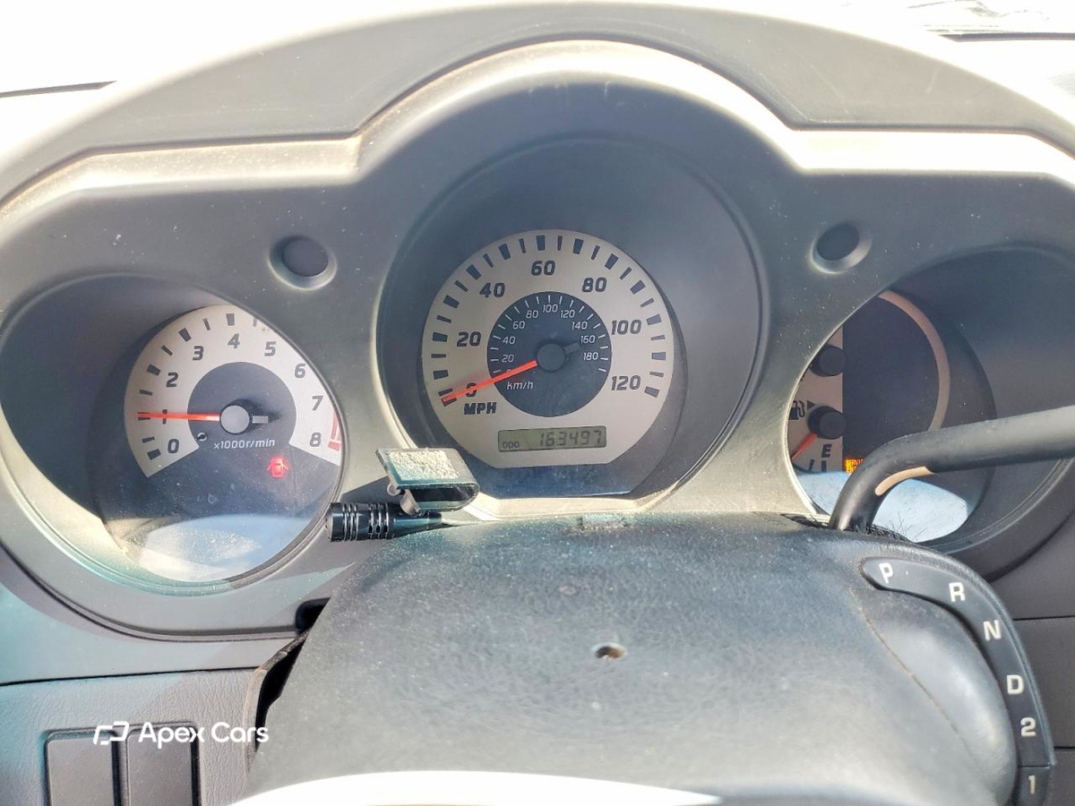 Nissan Navara (Frontier) 2004