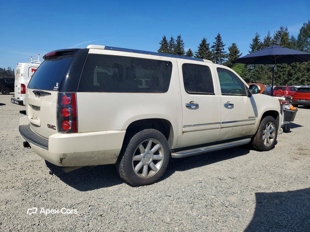 GMC Yukon 2011