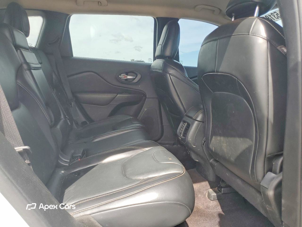 Jeep Cherokee 2016