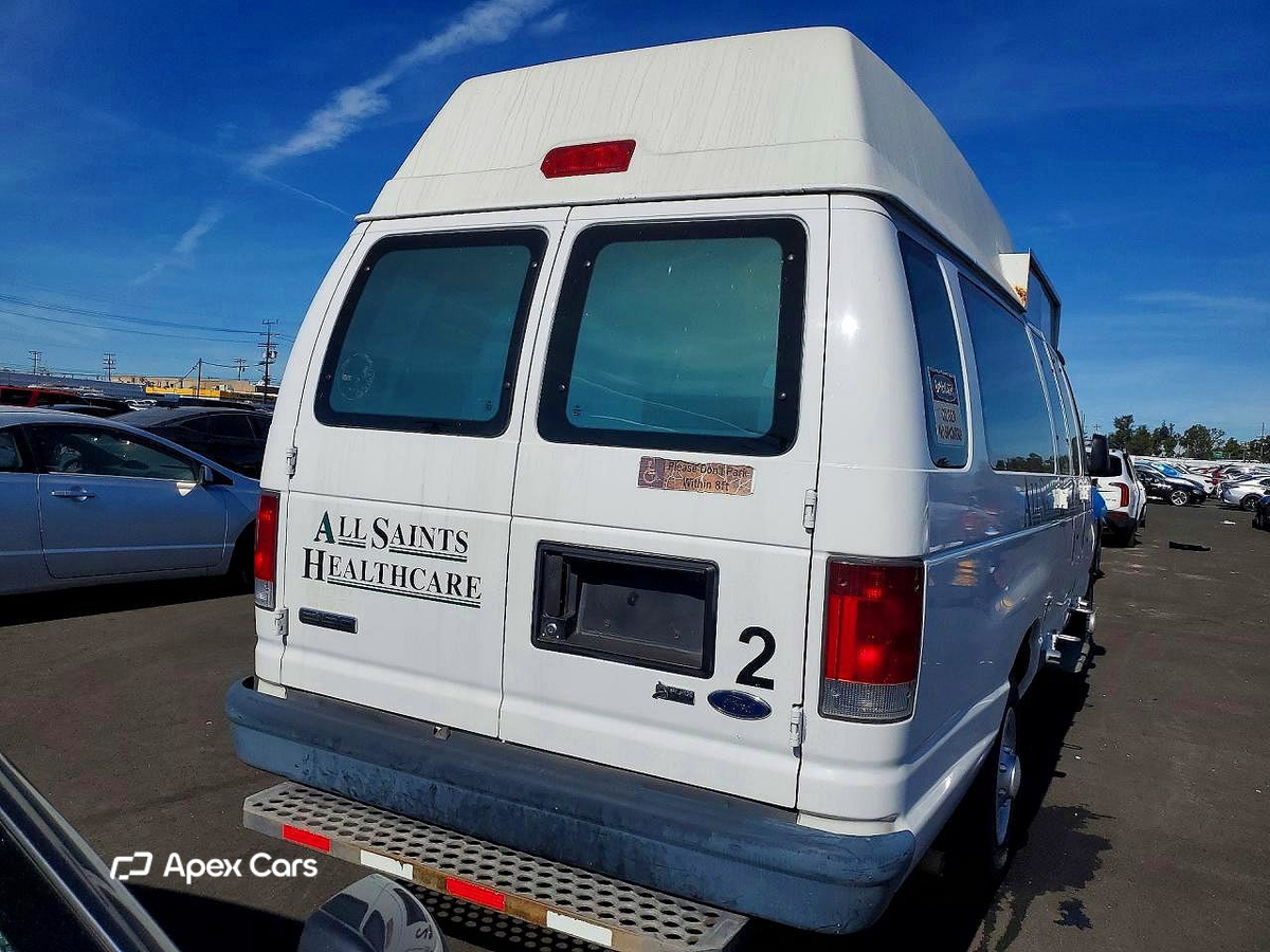 Ford Econoline 2009