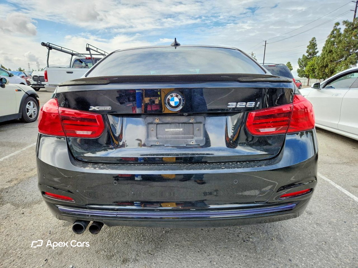 BMW Series 3 2016