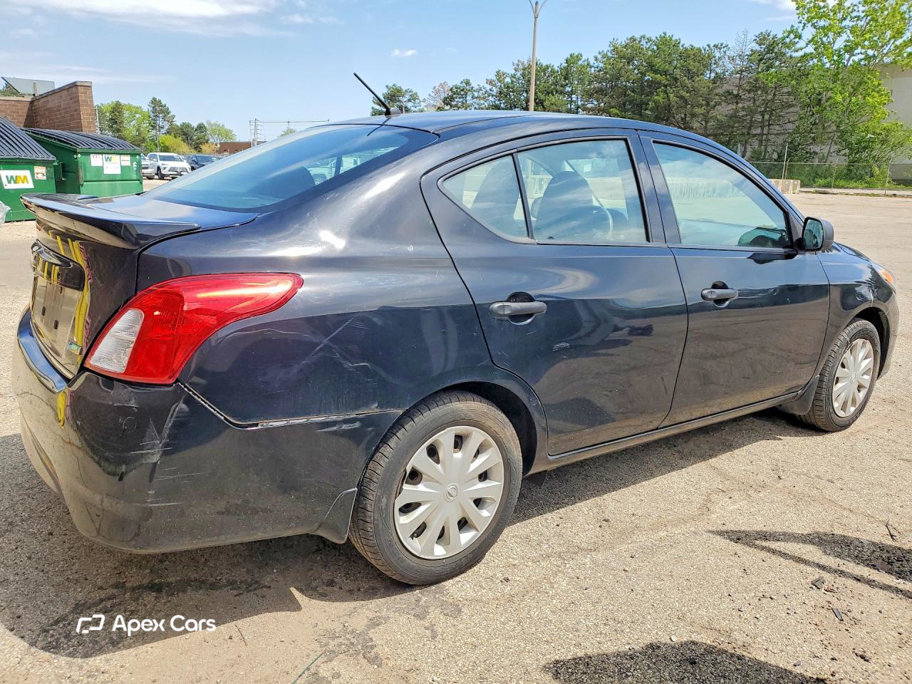 Nissan Versa 2015