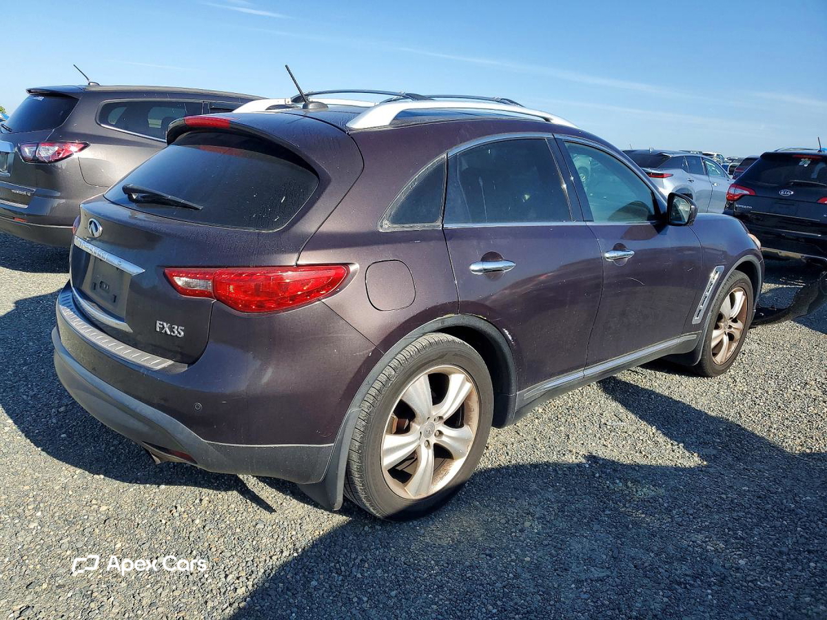Infiniti FX 2011
