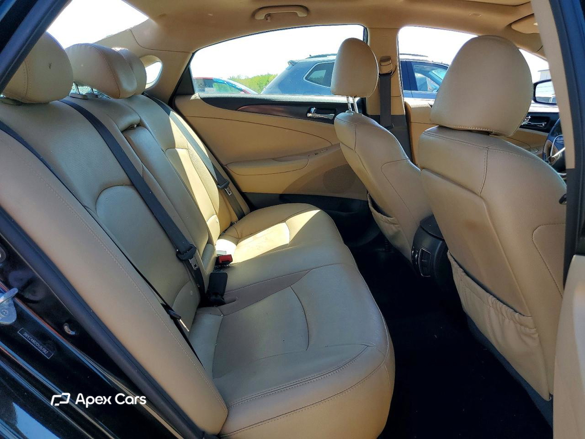 Hyundai Sonata 2012