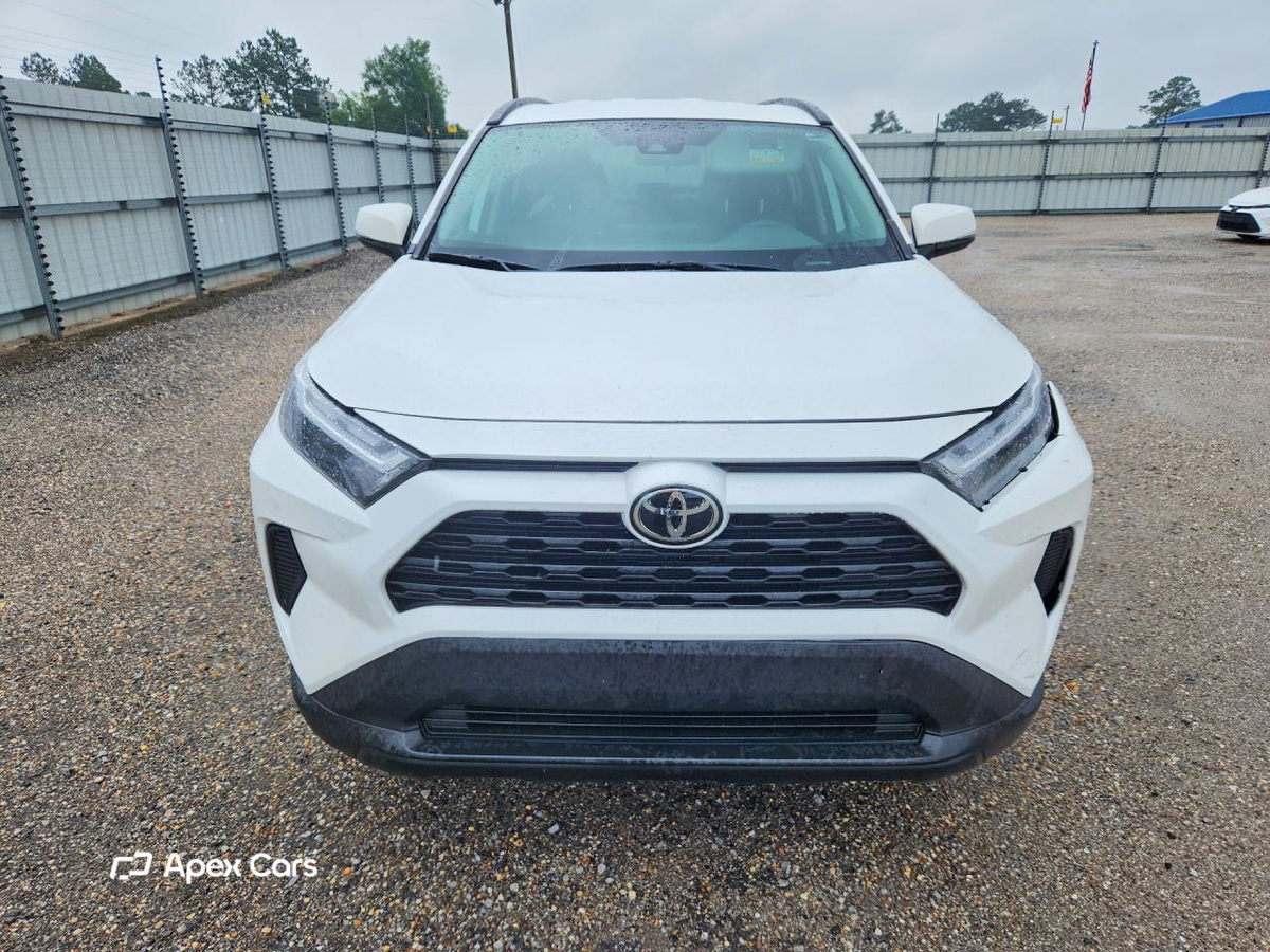 Toyota RAV 4 2025