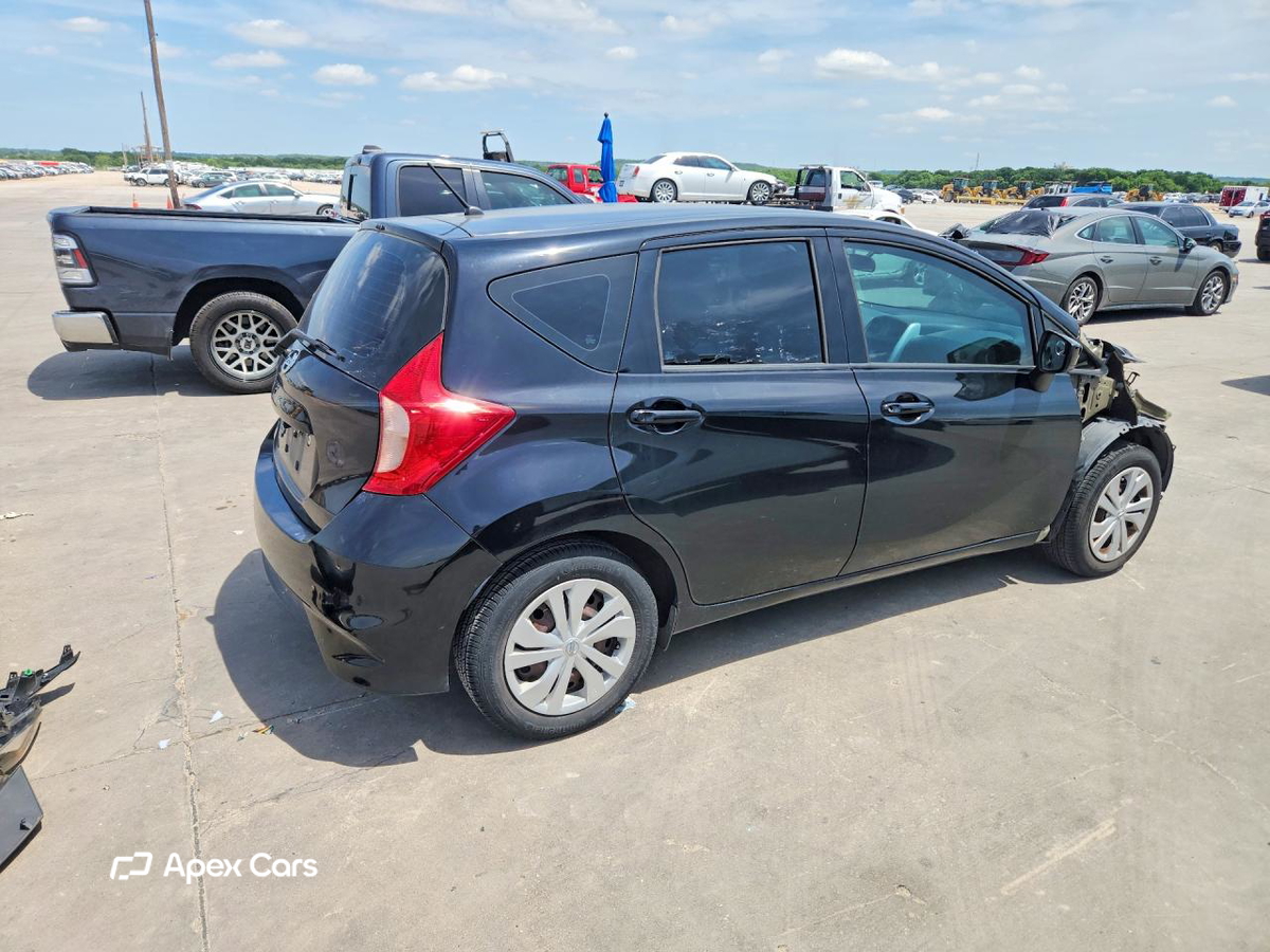 Nissan Versa 2017