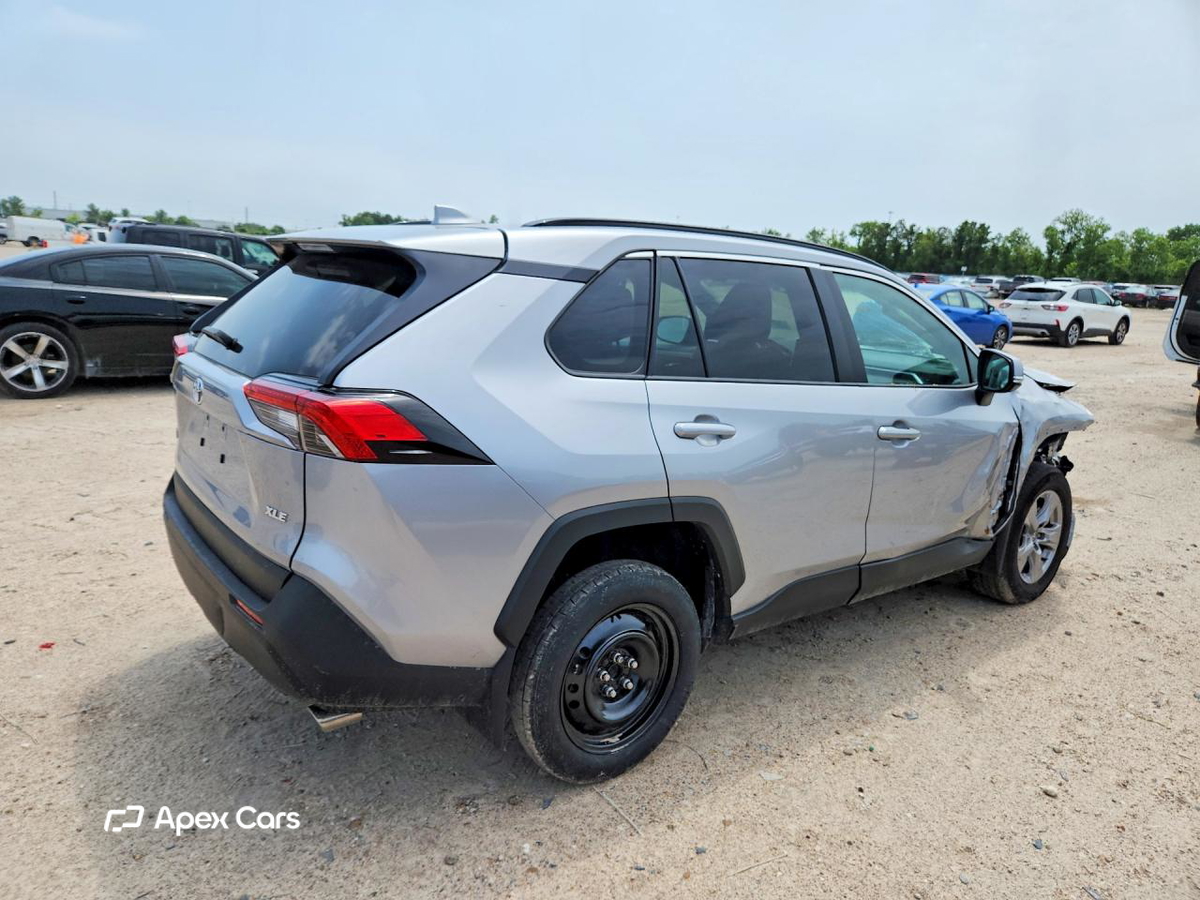 Toyota RAV 4 2025