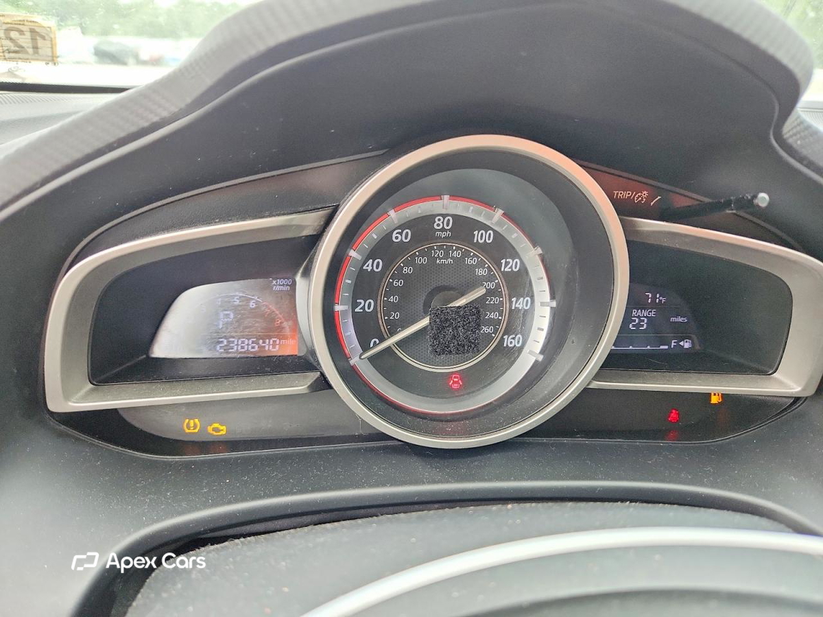 Mazda 3 2015