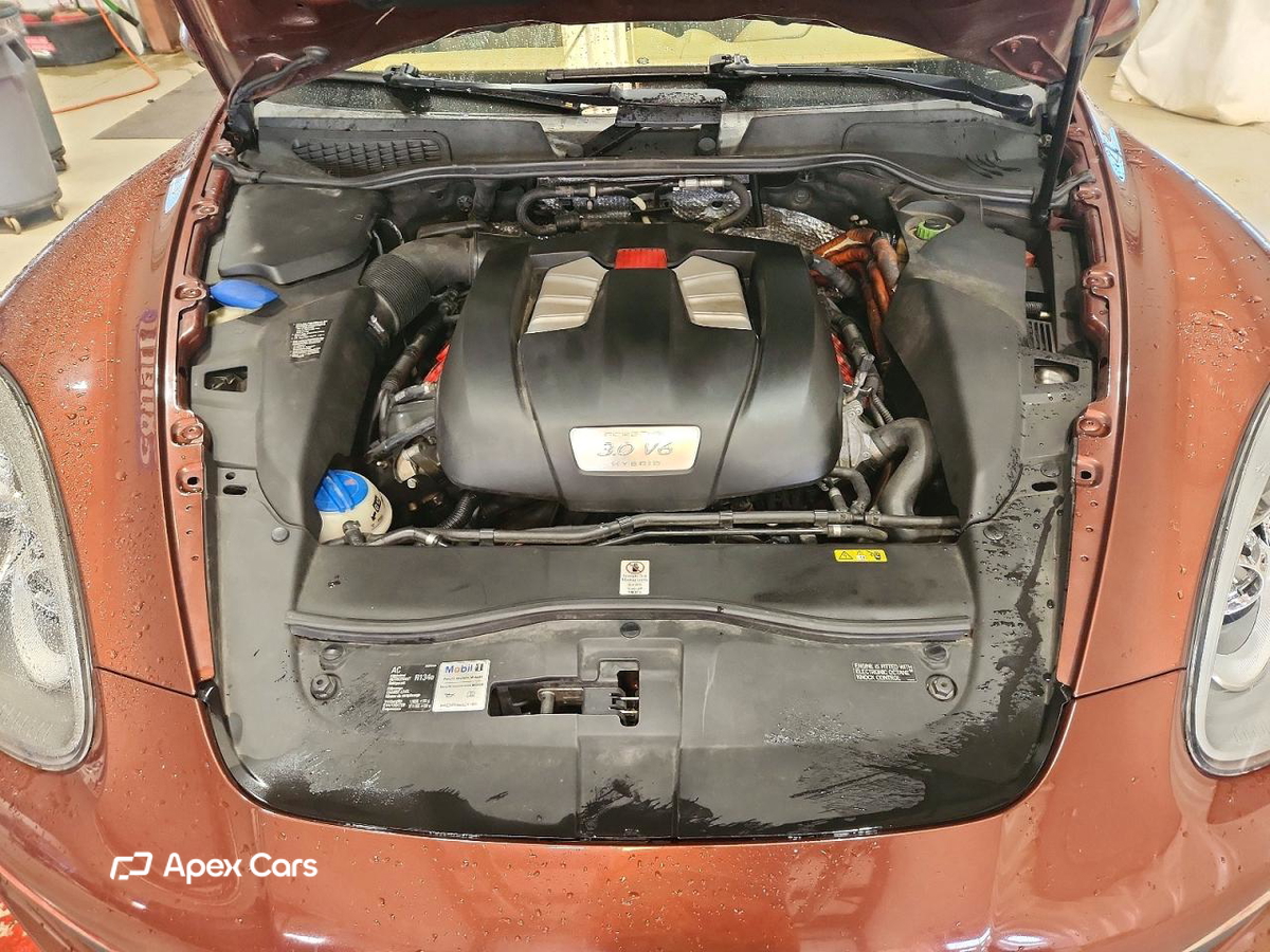 Porsche Cayenne 2012