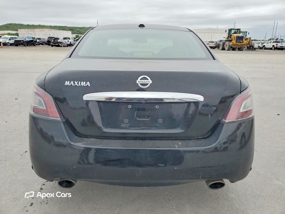 Nissan Maxima 2013