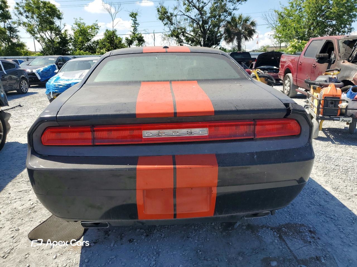 Dodge Challenger 2013