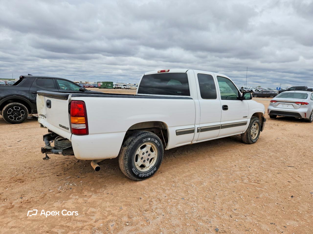 Chevrolet Silverado 2002