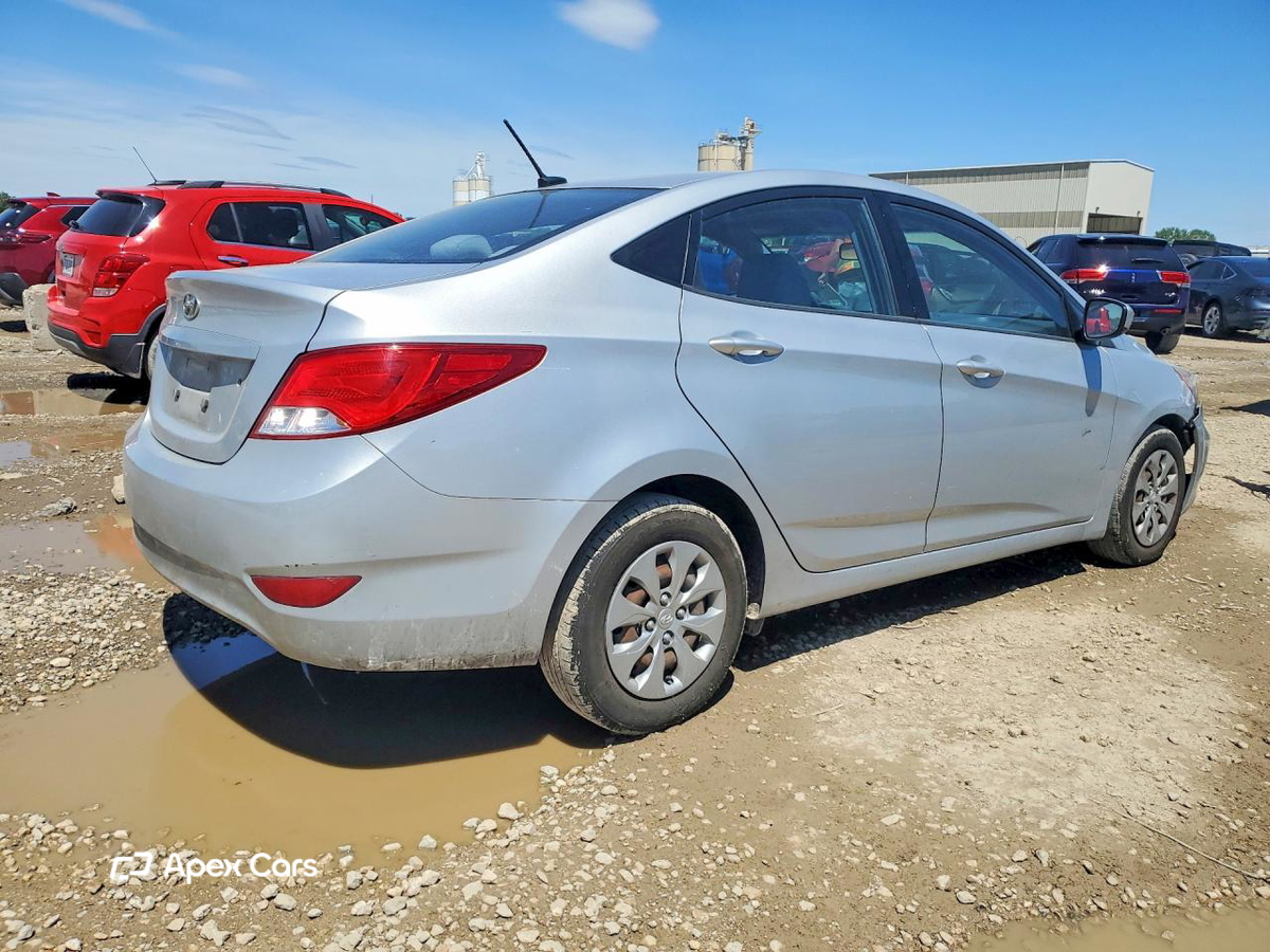 Hyundai Accent 2015