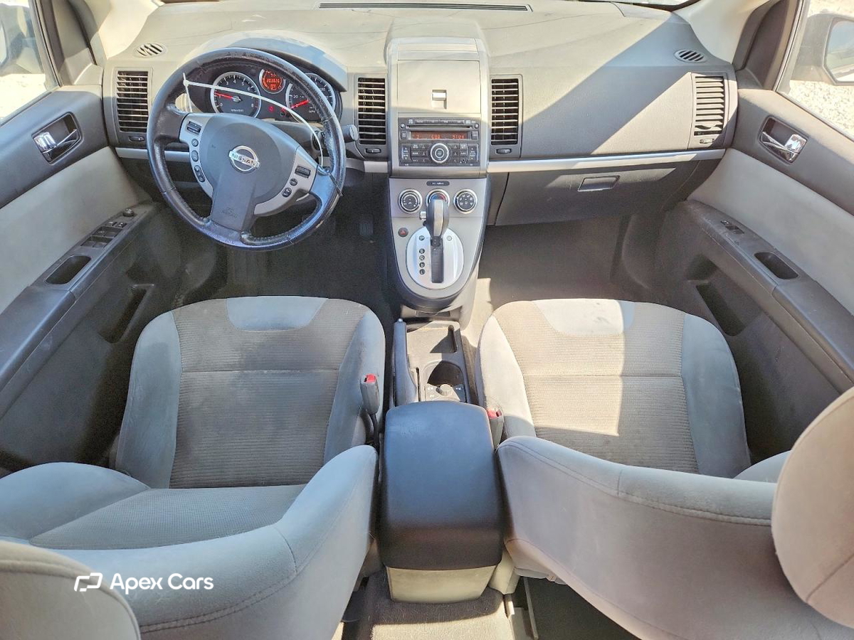Nissan Sentra 2010