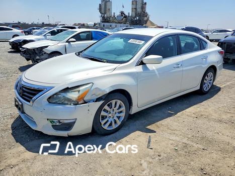 Nissan Altima 2015 - Image 1 of 9