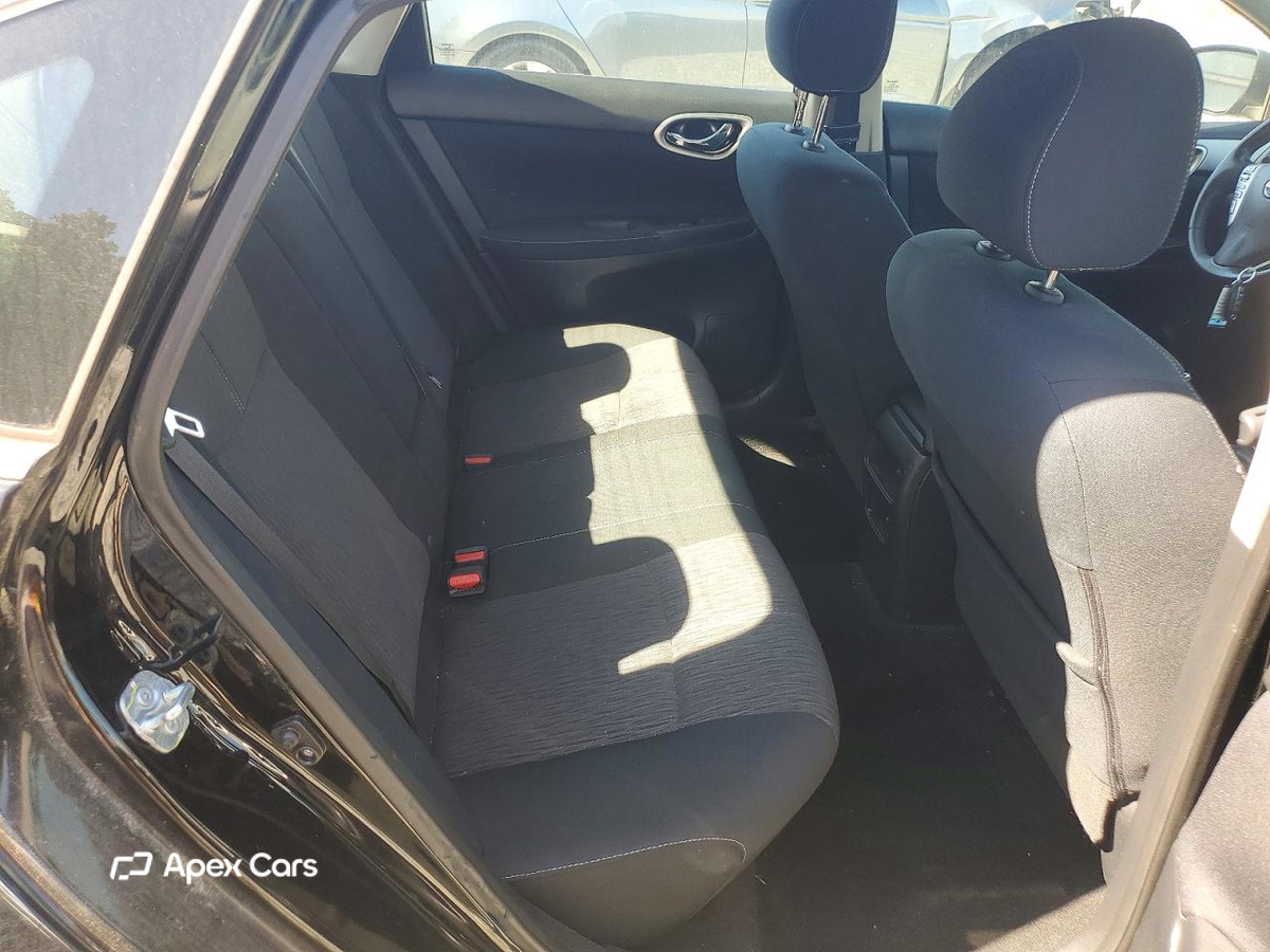 Nissan Sentra 2015