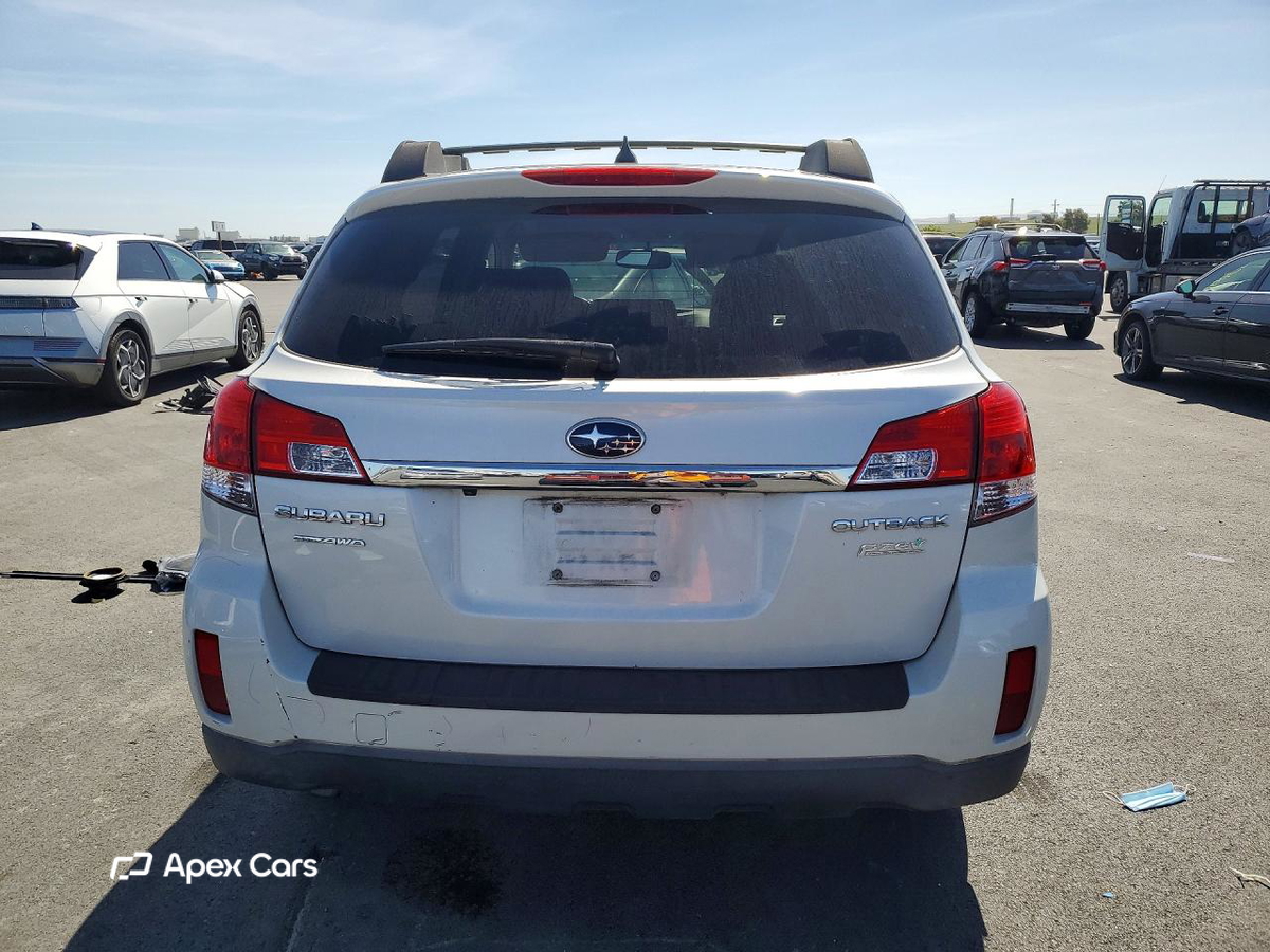Subaru Outback 2011