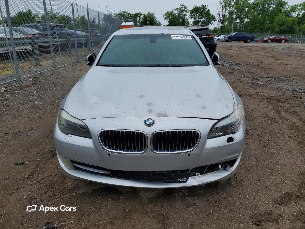 BMW Series 5 2011