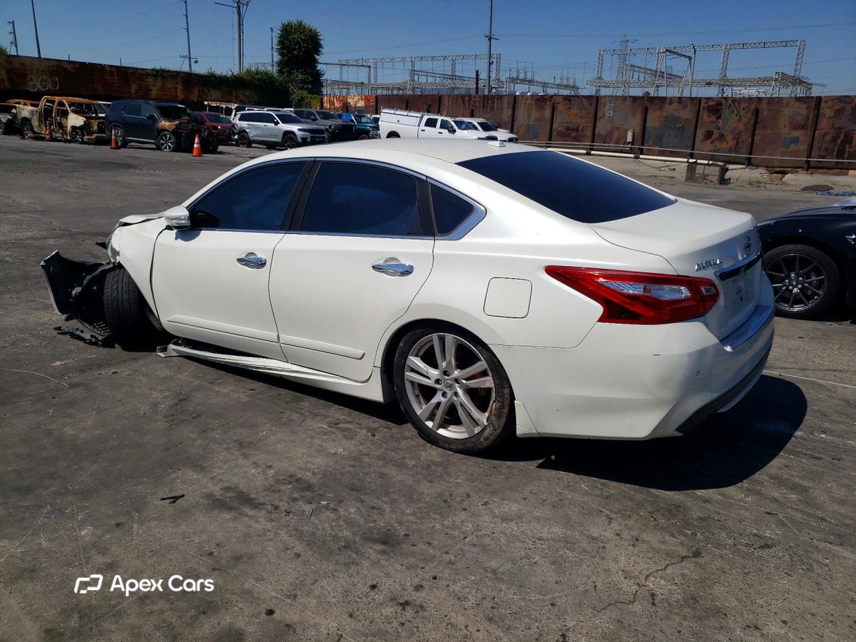 Nissan Altima 2017