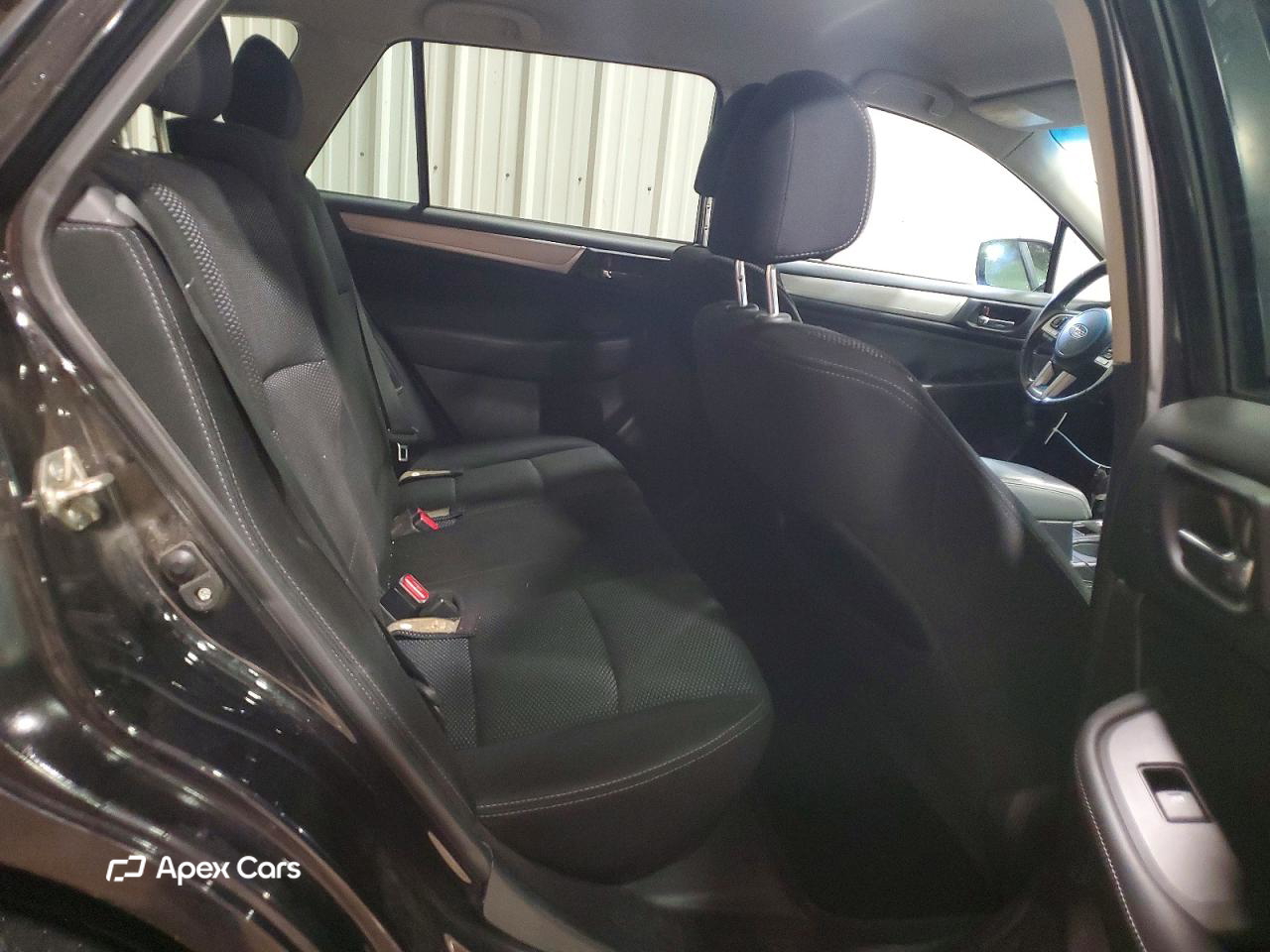Subaru Outback 2015