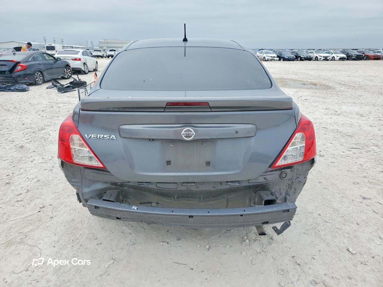 Nissan Versa 2019