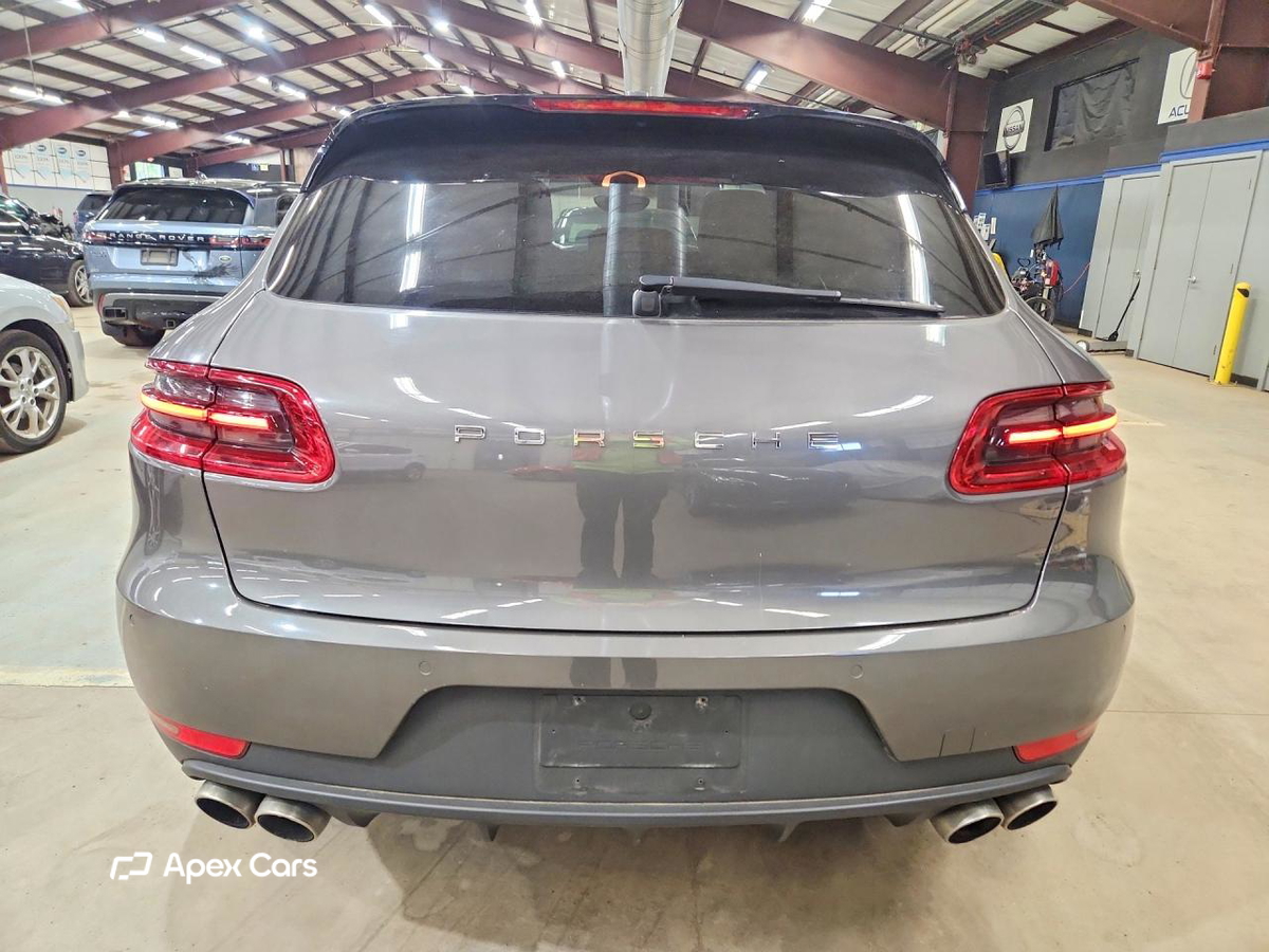 Porsche Macan 2016