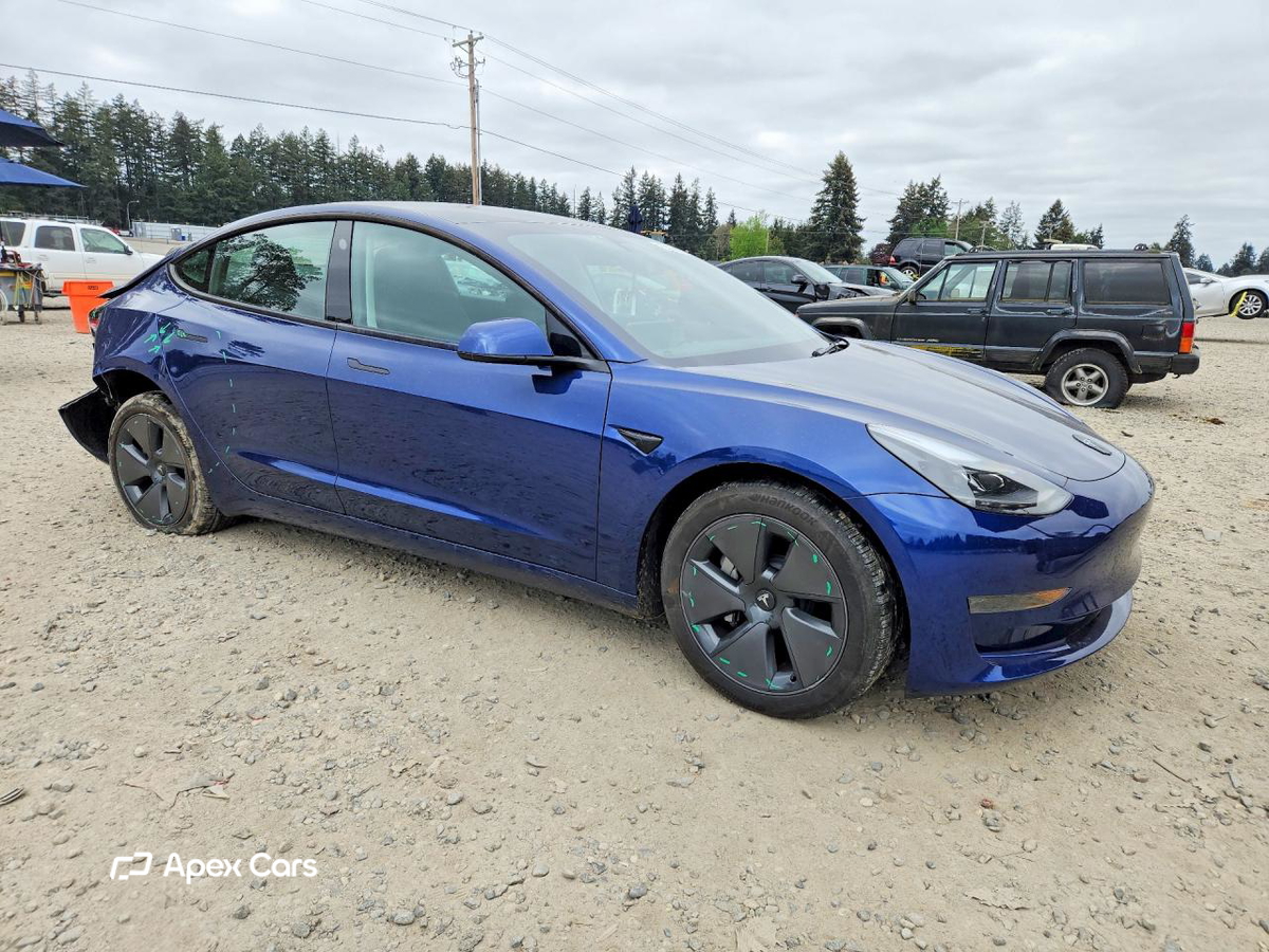 Tesla Model 3 2023