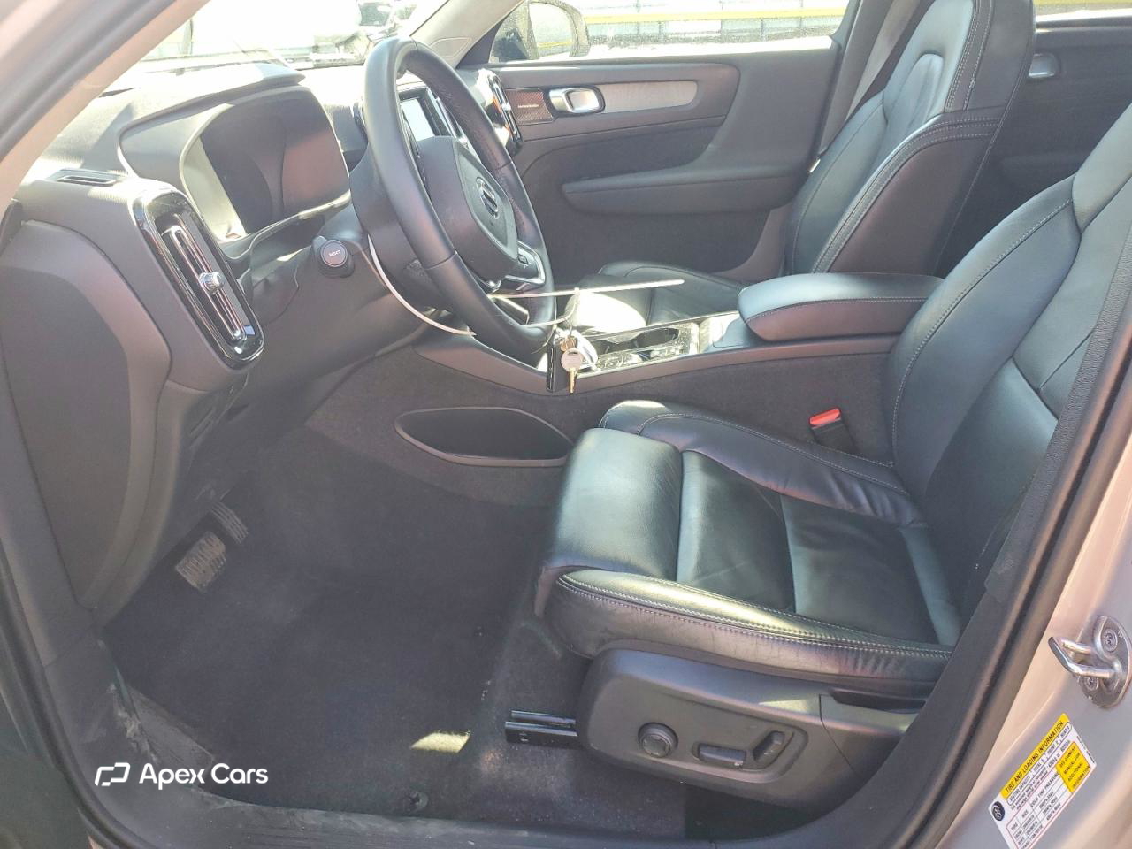 Volvo XC40 2023