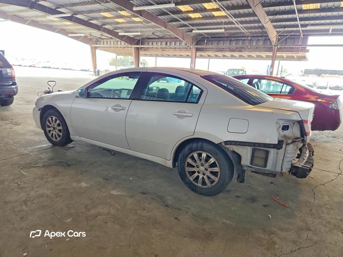 Mitsubishi Galant 2012
