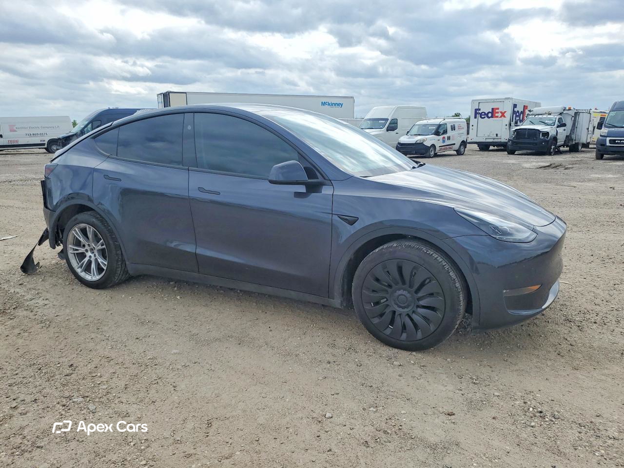 Tesla Model Y 2024