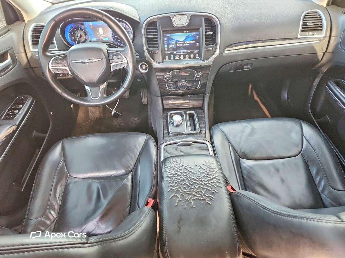 Chrysler 300 2016