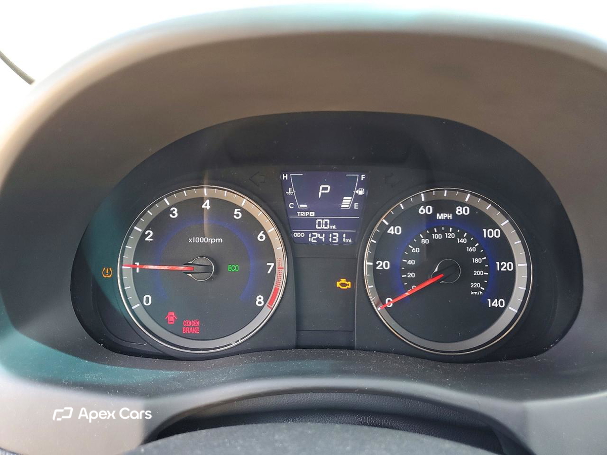 Hyundai Accent 2014