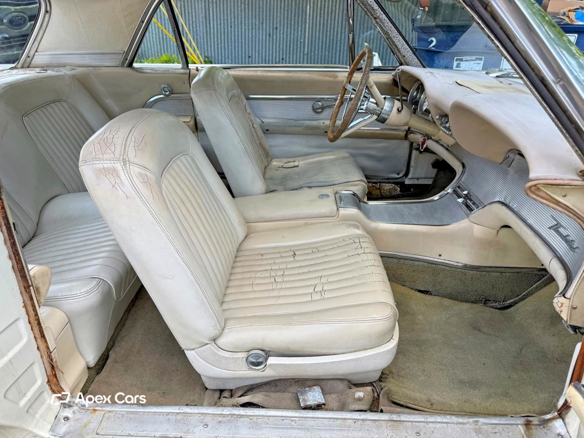 Ford Thunderbird 1961