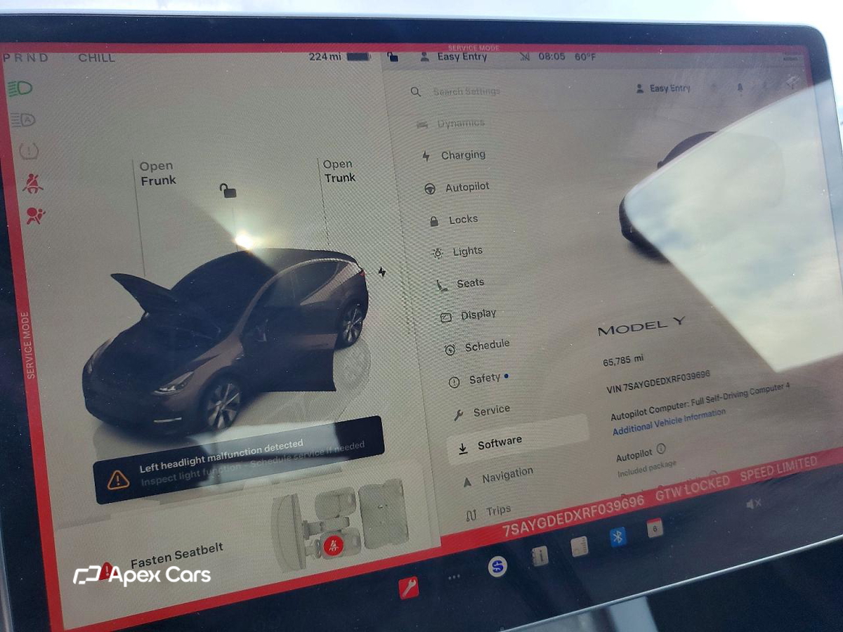 Tesla Model Y 2024