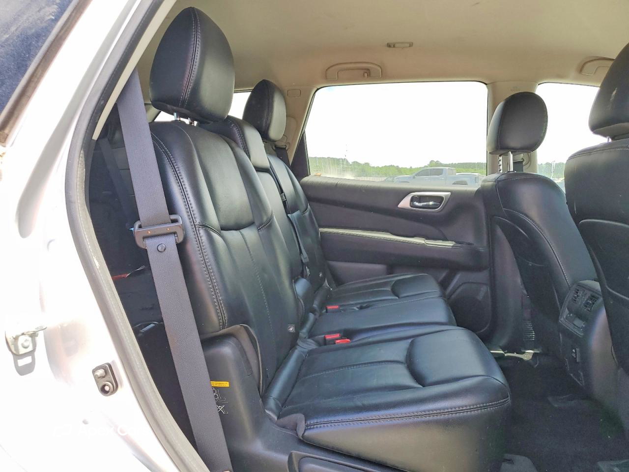 Nissan Pathfinder 2017