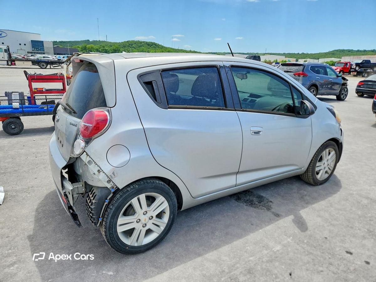Chevrolet Spark 2015