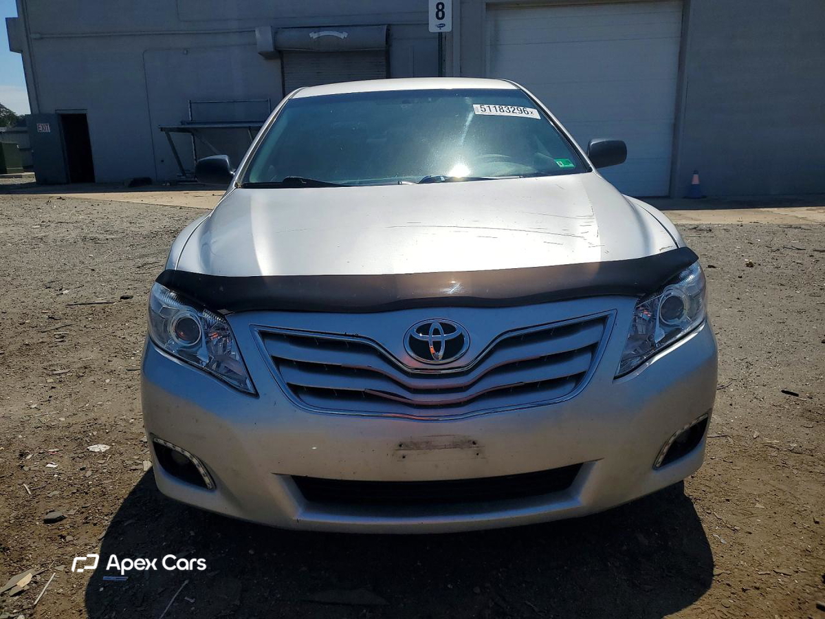 Toyota Camry 2011