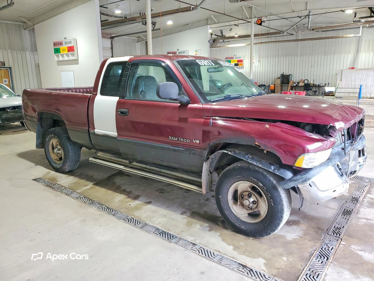 Dodge RAM 2000
