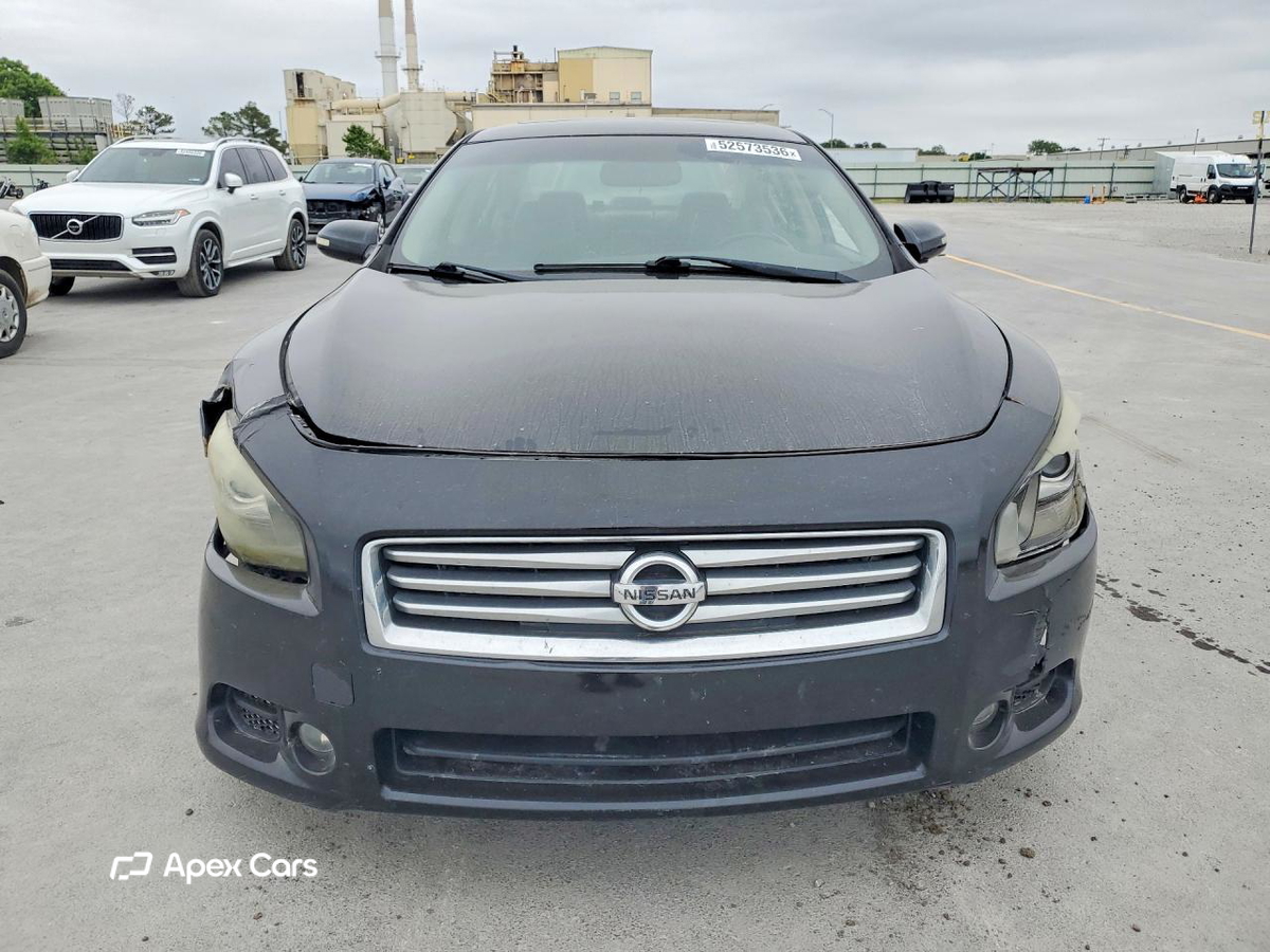 Nissan Maxima 2013