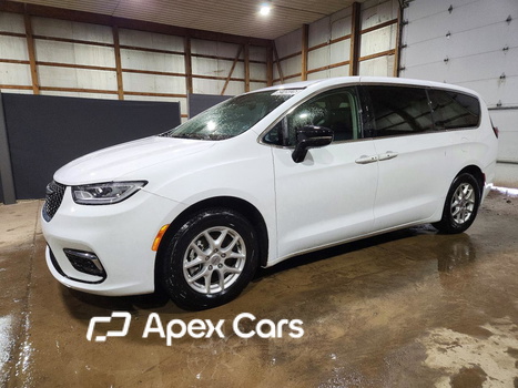 Chrysler Pacifica 2024 - Image 1 of 13