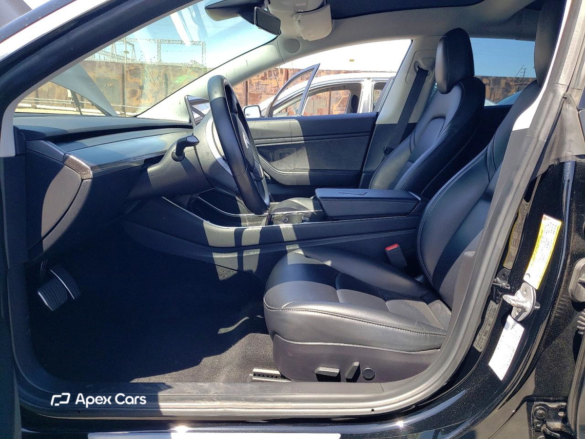 Tesla Model 3 2019