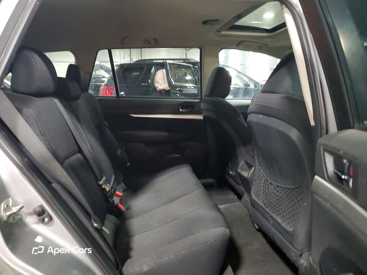 Subaru Outback 2011