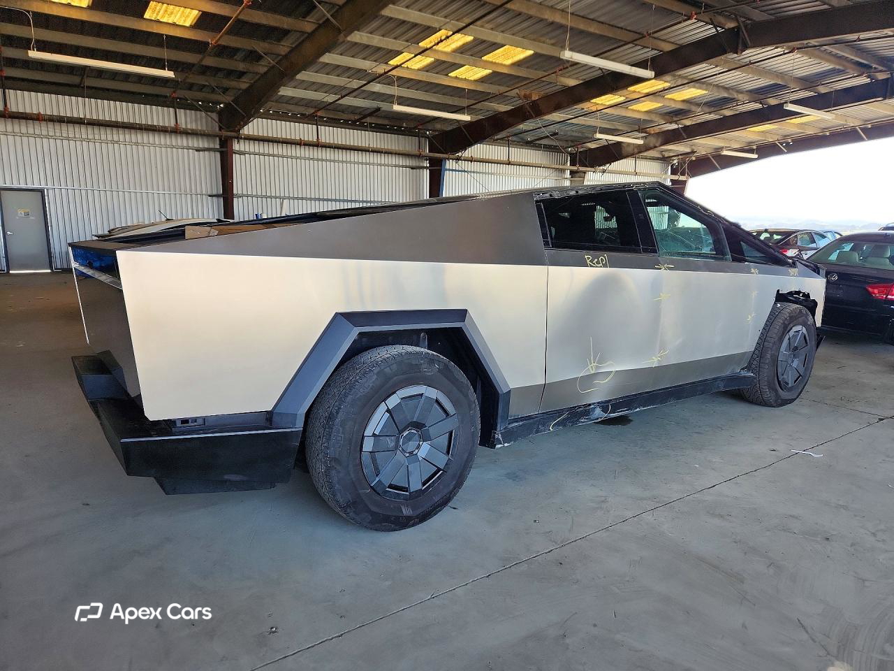 Tesla Cybertruck 2024