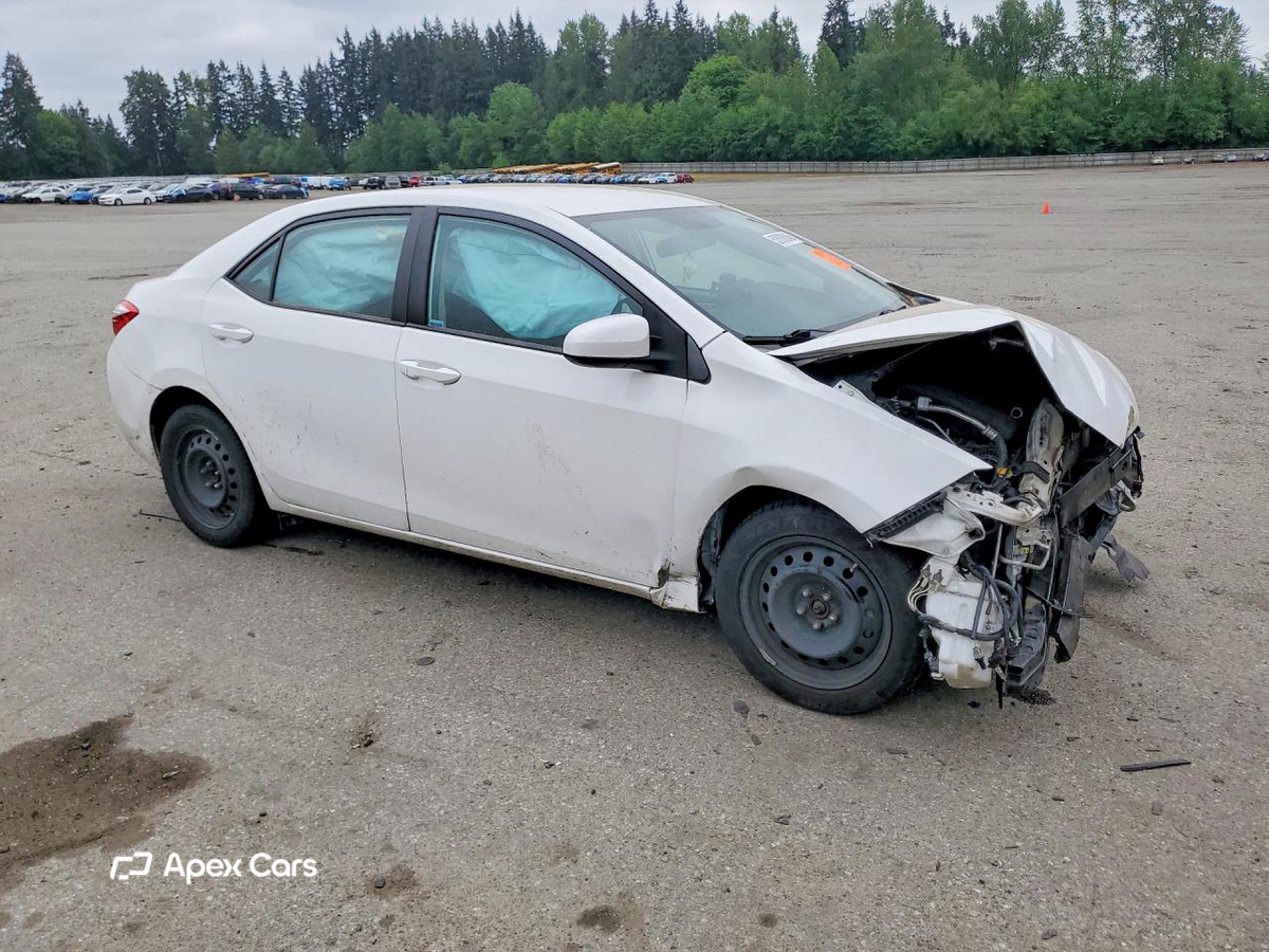 Toyota Corolla 2015
