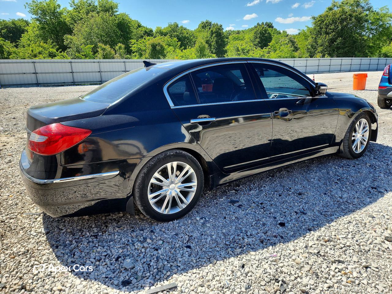 Hyundai Genesis 2013