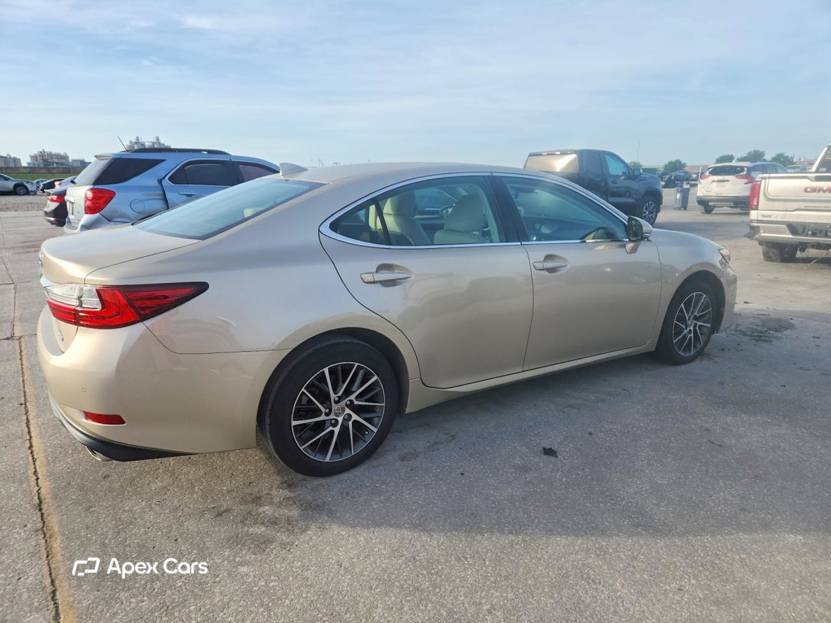 Lexus ES 2018